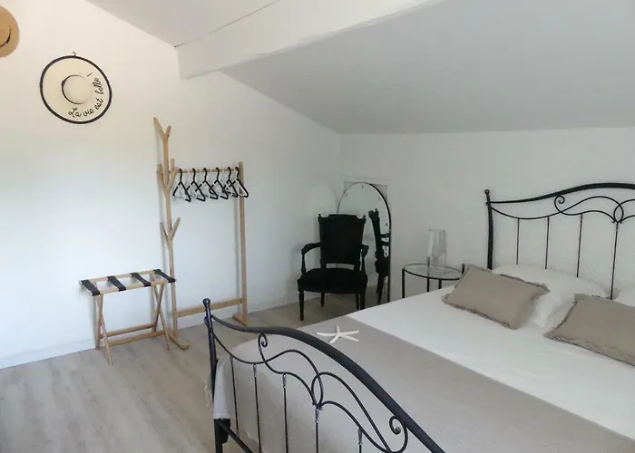 Bleuvelours Bed & Breakfast